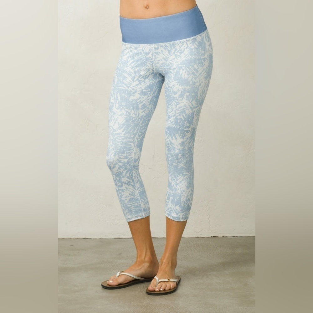 Prana Pillar Capri Leggings Yoga Pants Large Blue Medium Spring sporty workout